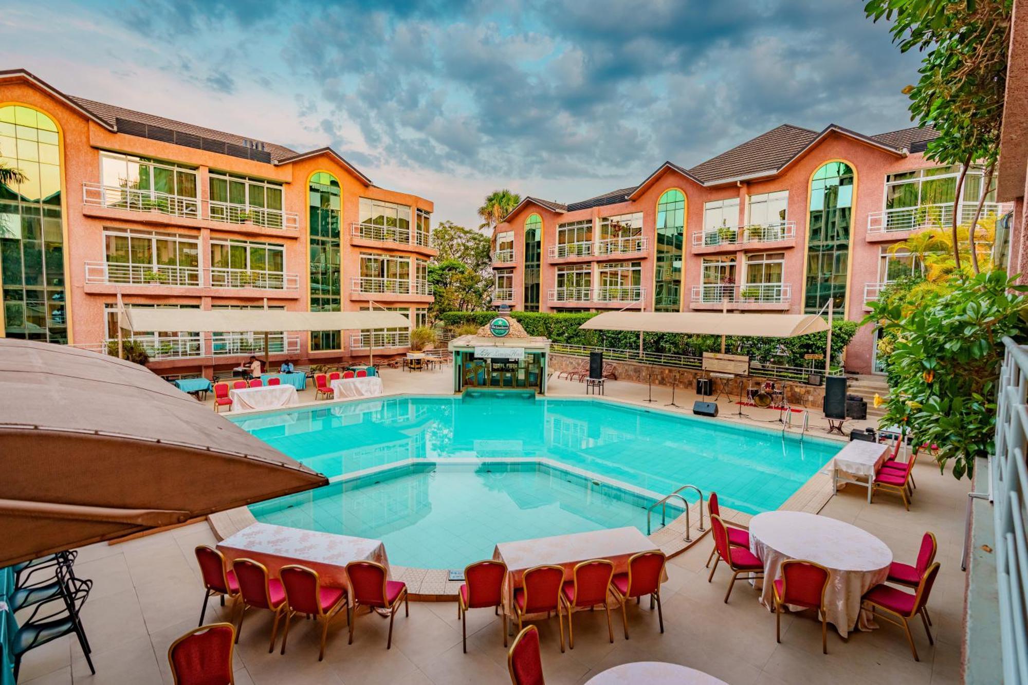 Lemigo Hotel Кигали Экстерьер фото