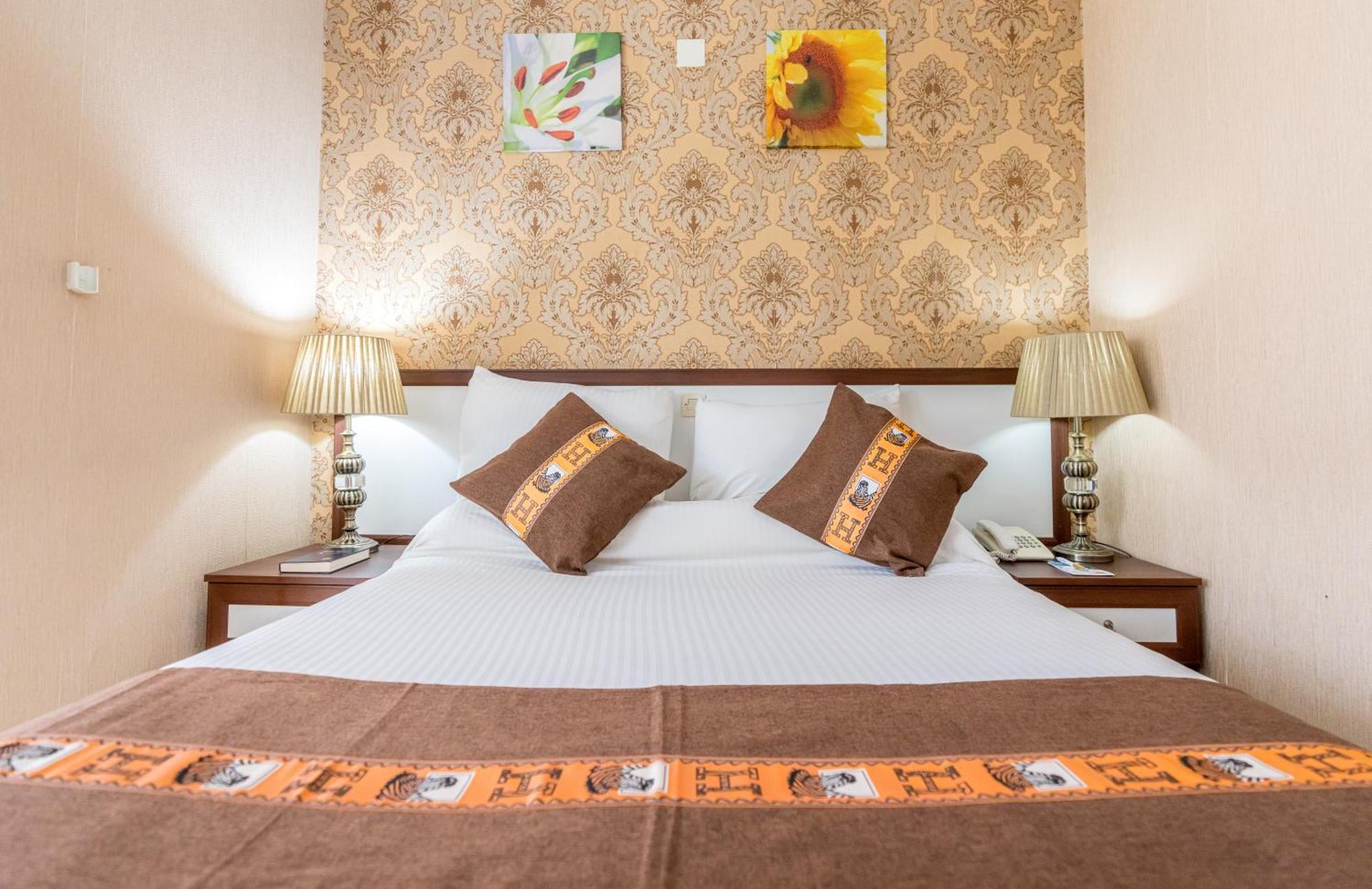 Lemigo Hotel Кигали Экстерьер фото