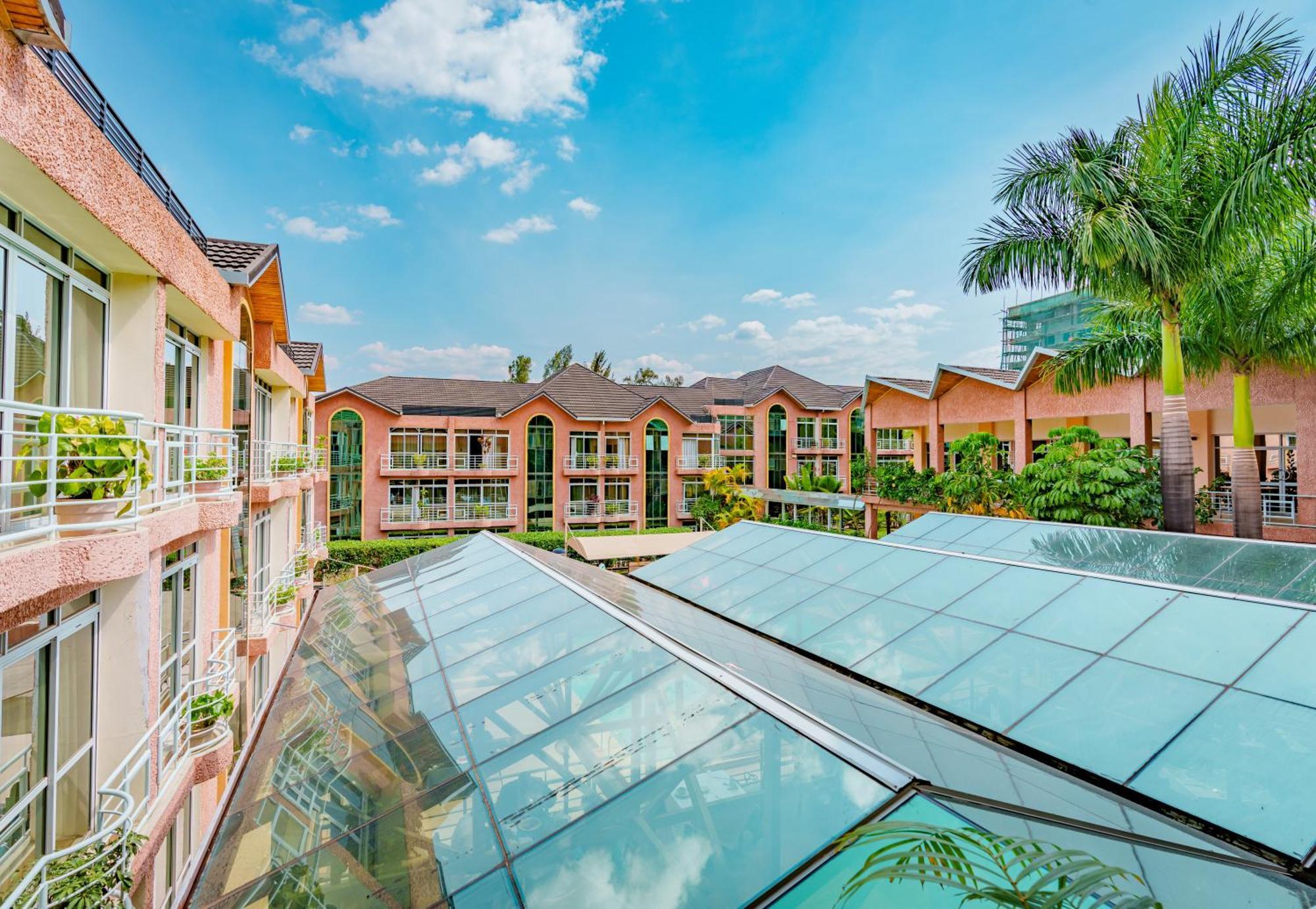 Lemigo Hotel Кигали Экстерьер фото