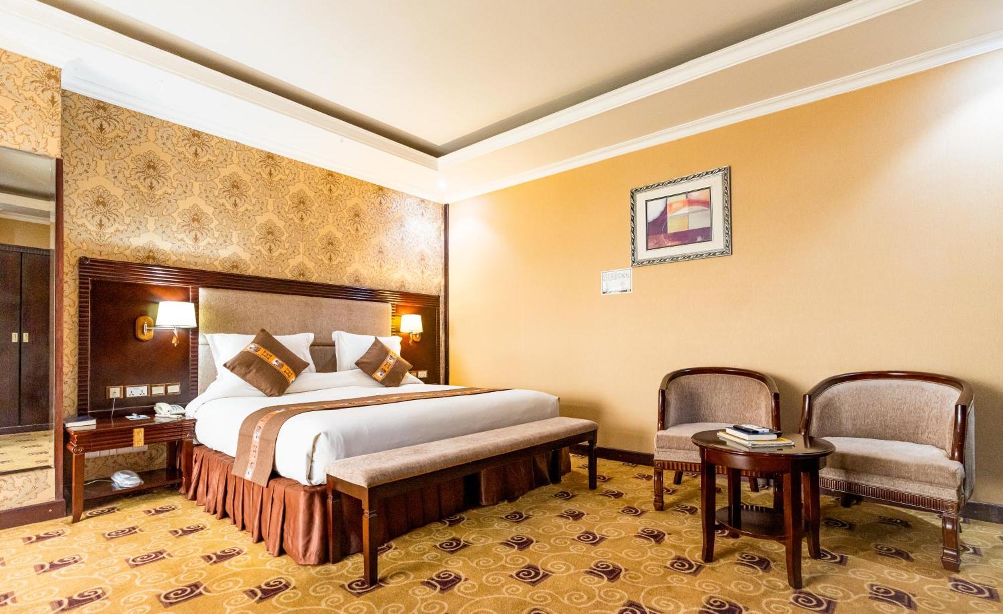 Lemigo Hotel Кигали Экстерьер фото