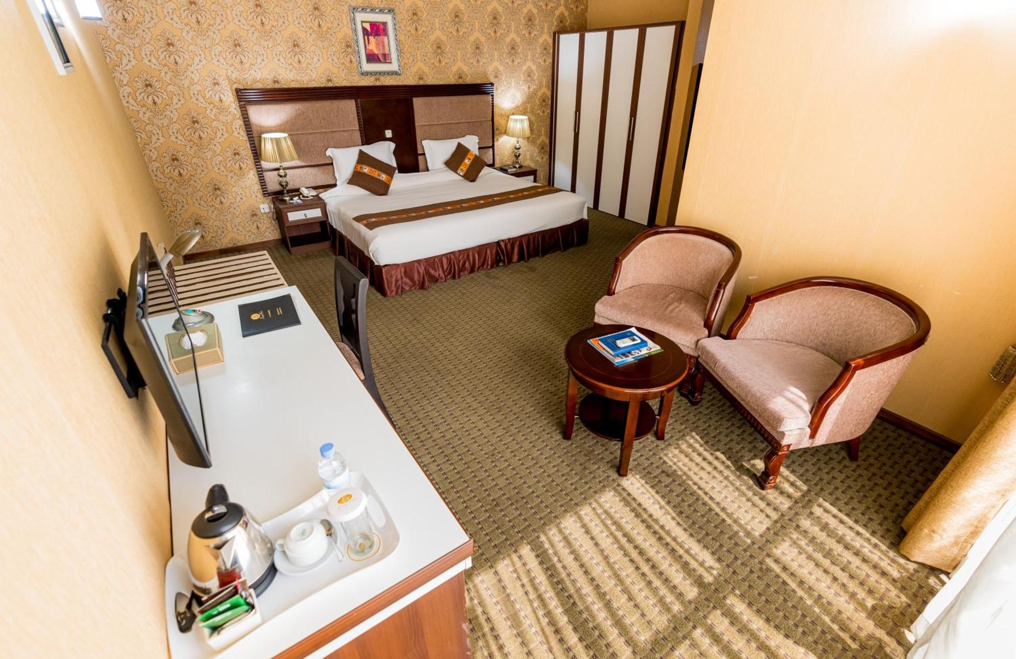 Lemigo Hotel Кигали Экстерьер фото